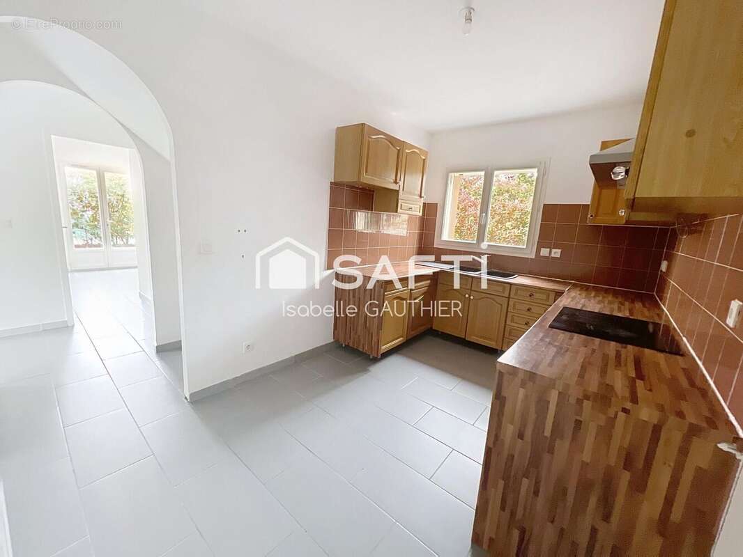 Photo 5 - Maison à SAINT-BAUZILLE-DE-PUTOIS