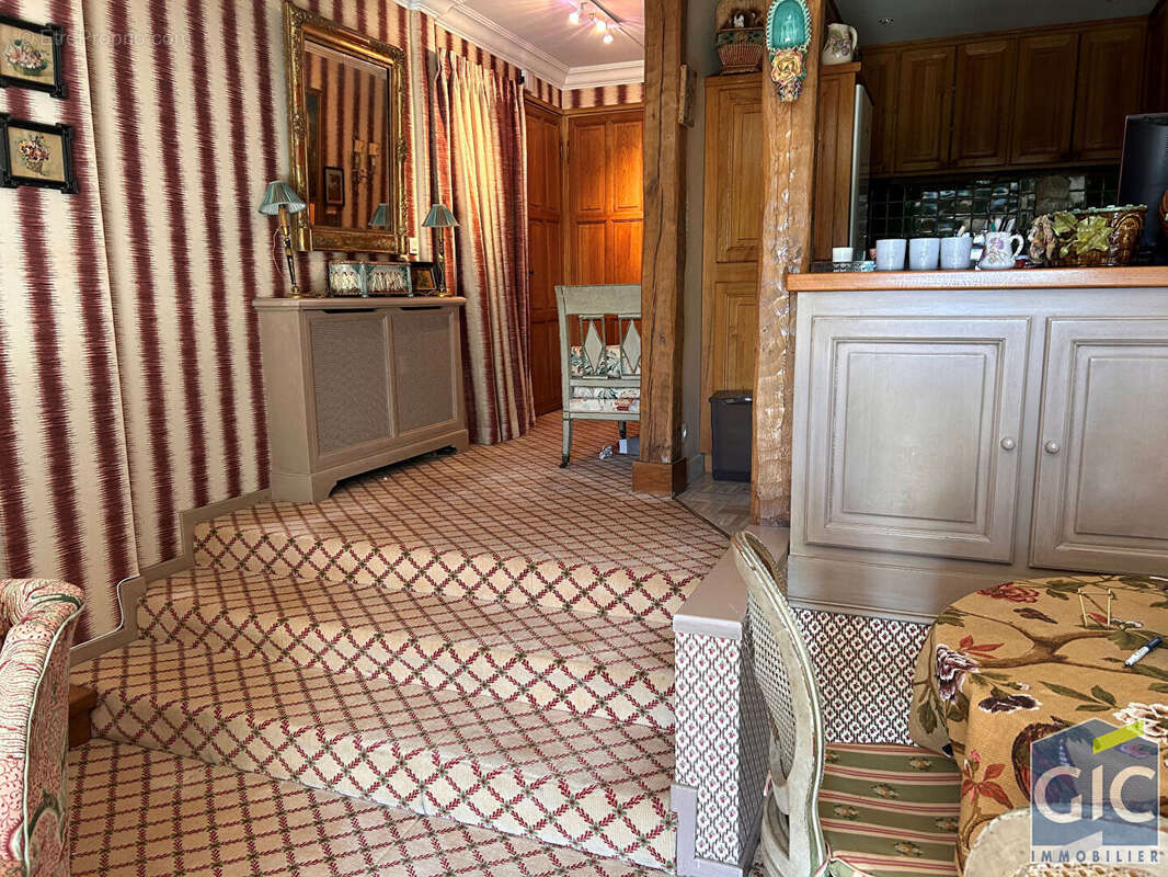 Appartement à TOURGEVILLE