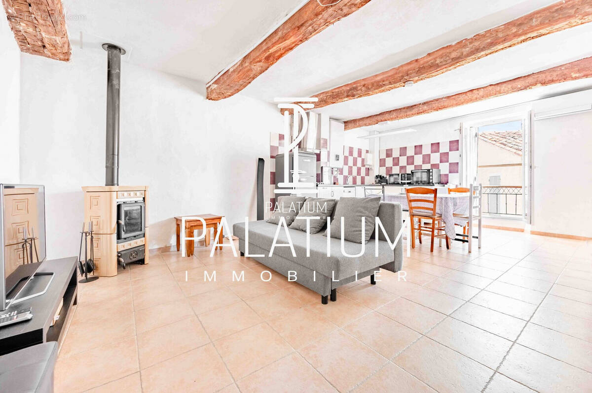 Maison à ALLEMAGNE-EN-PROVENCE