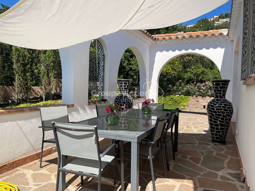 Maison à THEOULE-SUR-MER