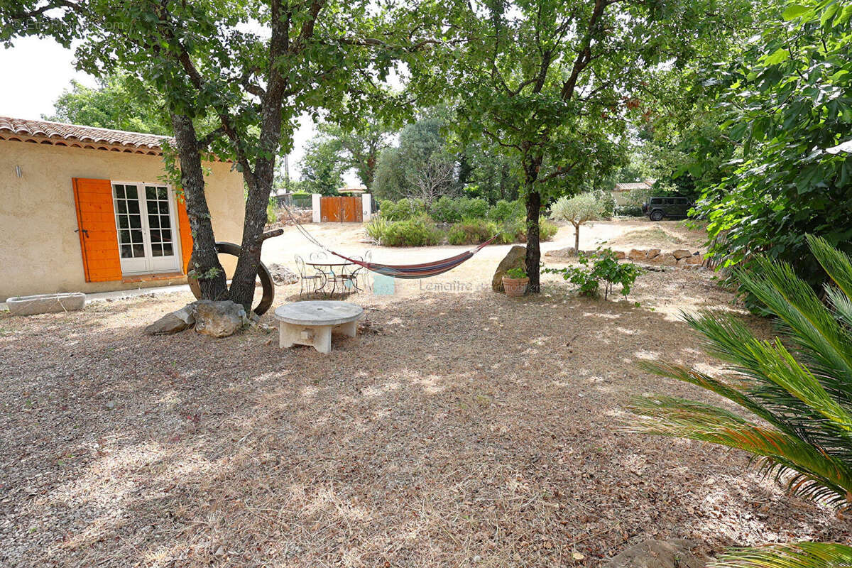 Maison à SAINT-CEZAIRE-SUR-SIAGNE