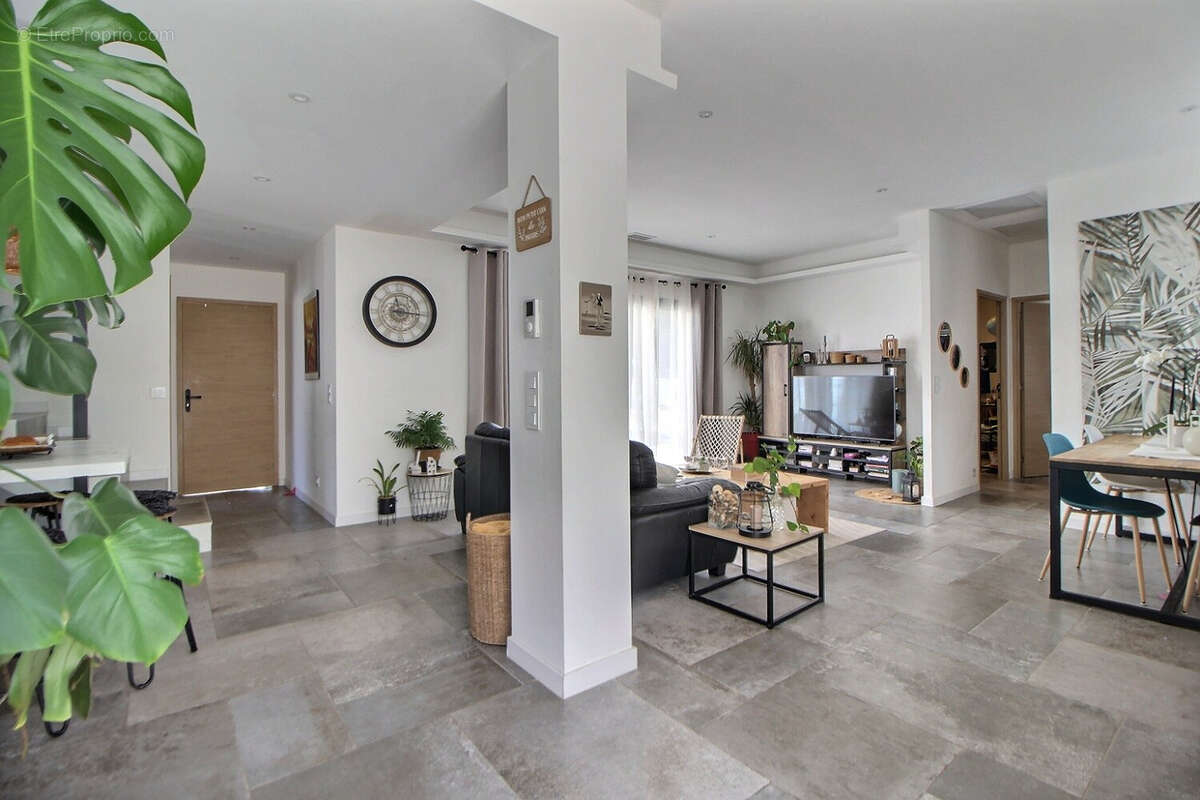 Maison à TRANS-EN-PROVENCE