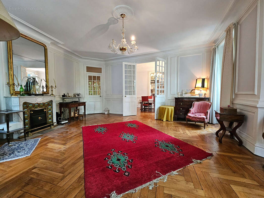 Appartement à LYON-6E