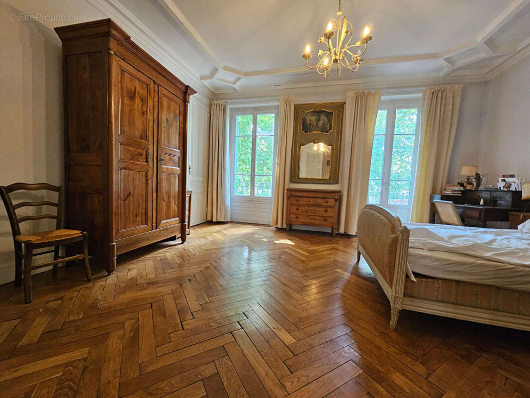 Appartement à LYON-6E