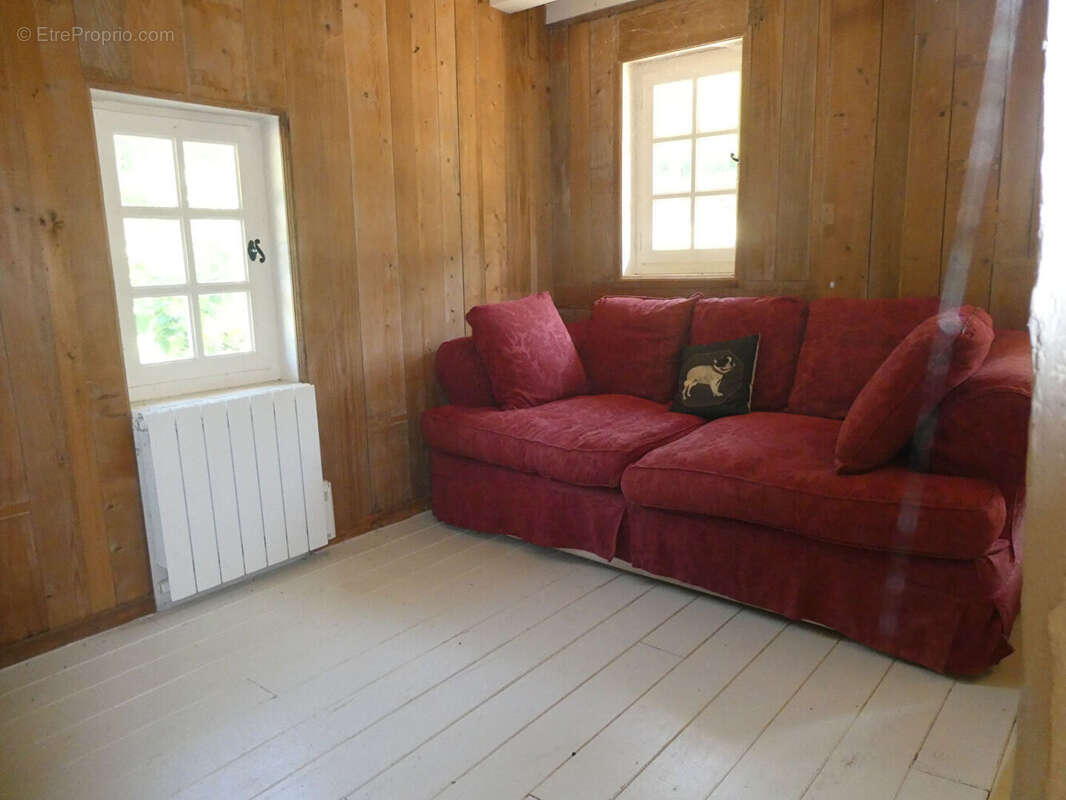 Maison à CORMEILLES