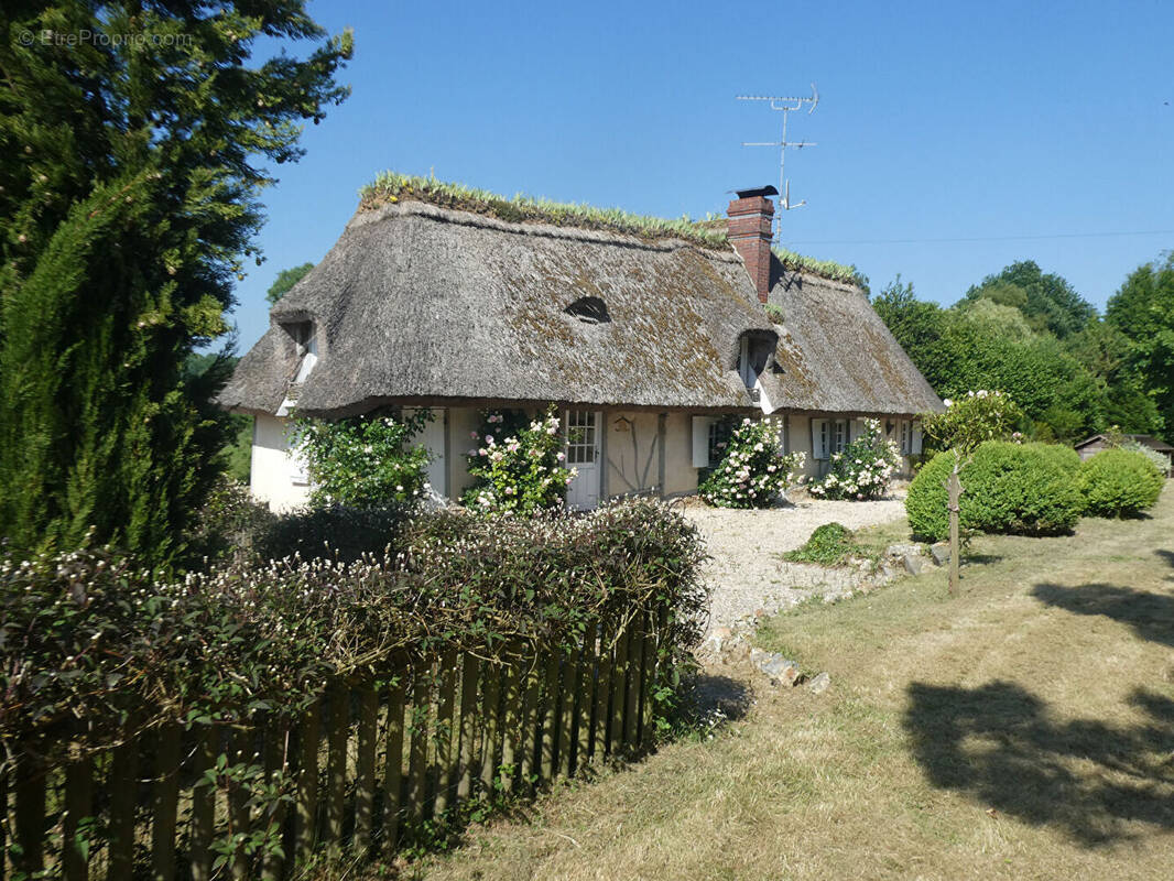 Maison à CORMEILLES