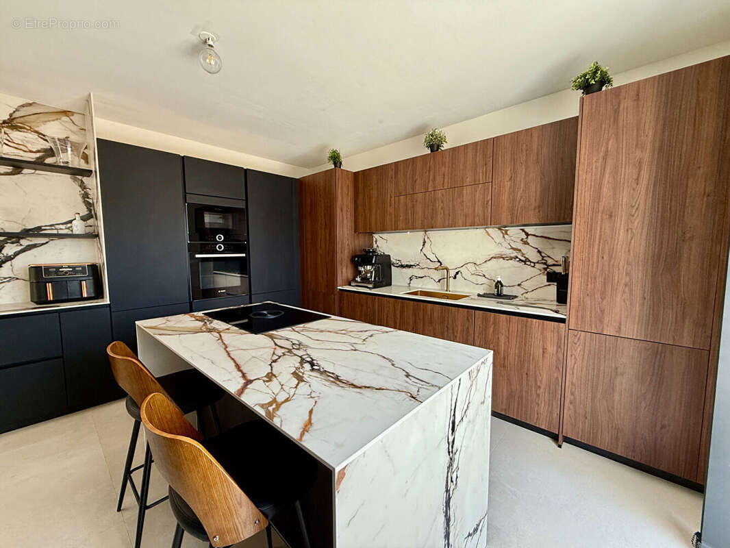 Maison à SAINT-MAXIMIN-LA-SAINTE-BAUME