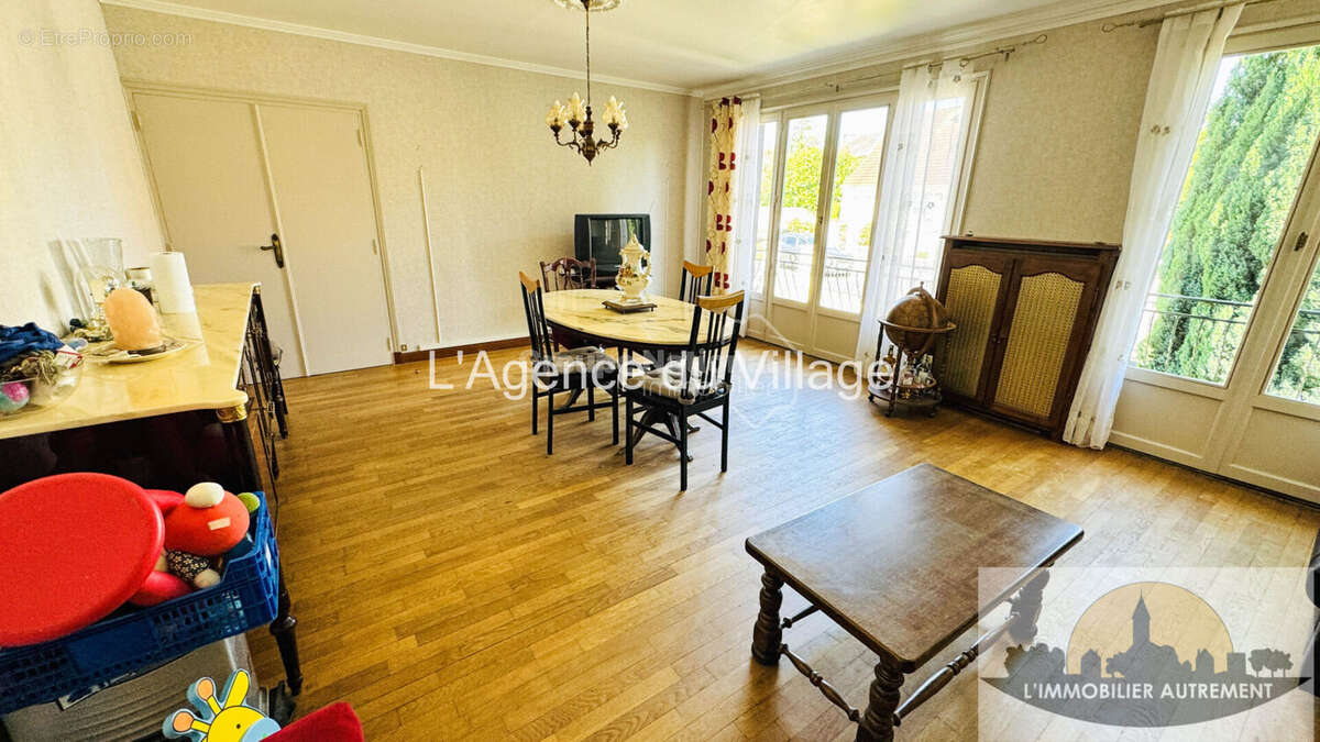 Maison à GRISY-LES-PLATRES