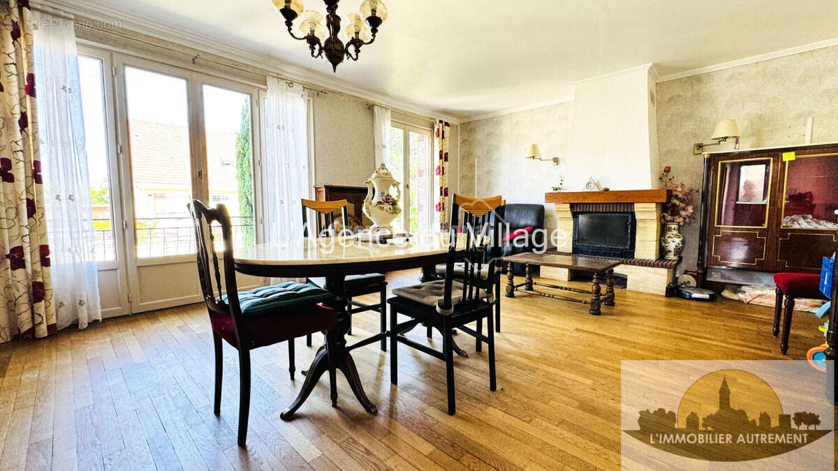 Maison à GRISY-LES-PLATRES