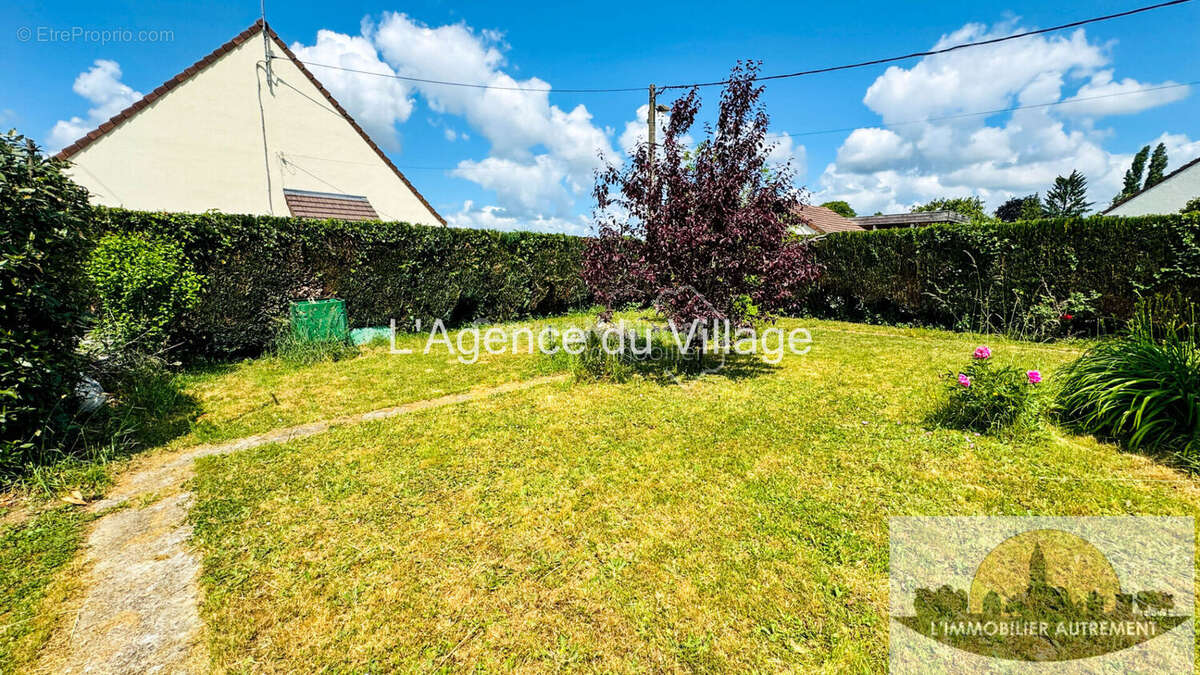 Maison à GRISY-LES-PLATRES