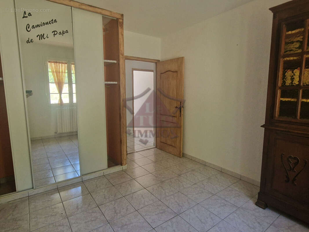 Maison à LAVAL-PRADEL