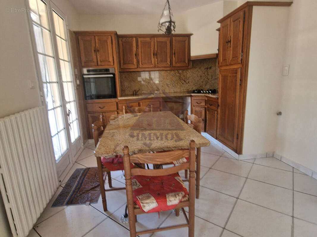 Maison à LAVAL-PRADEL