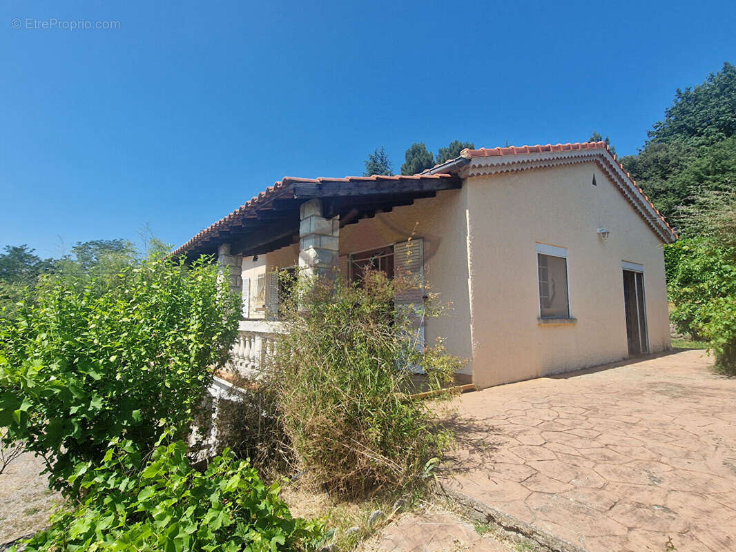 Maison à LAVAL-PRADEL