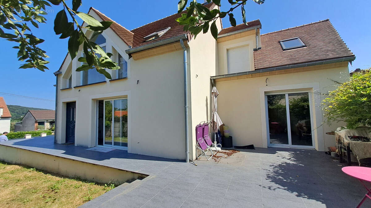 Maison à SAINT-REMY-LES-CHEVREUSE