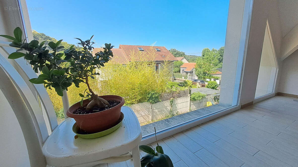 Maison à SAINT-REMY-LES-CHEVREUSE