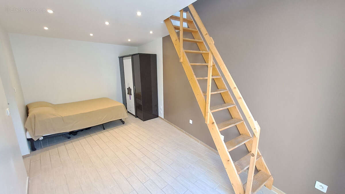 Maison à SAINT-REMY-LES-CHEVREUSE