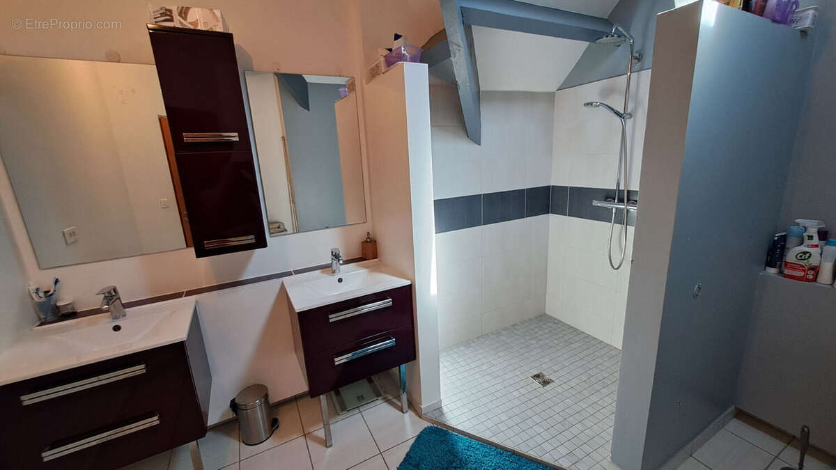 Maison à SAINT-REMY-LES-CHEVREUSE