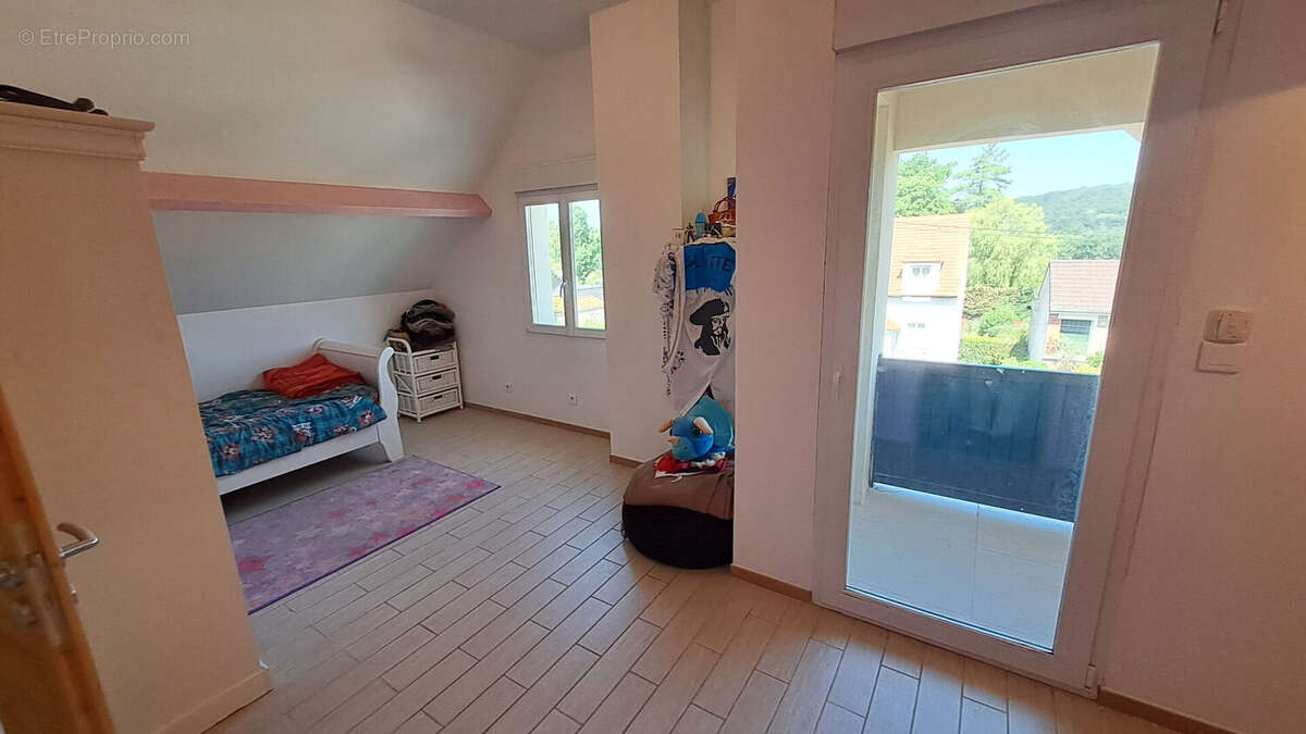 Maison à SAINT-REMY-LES-CHEVREUSE