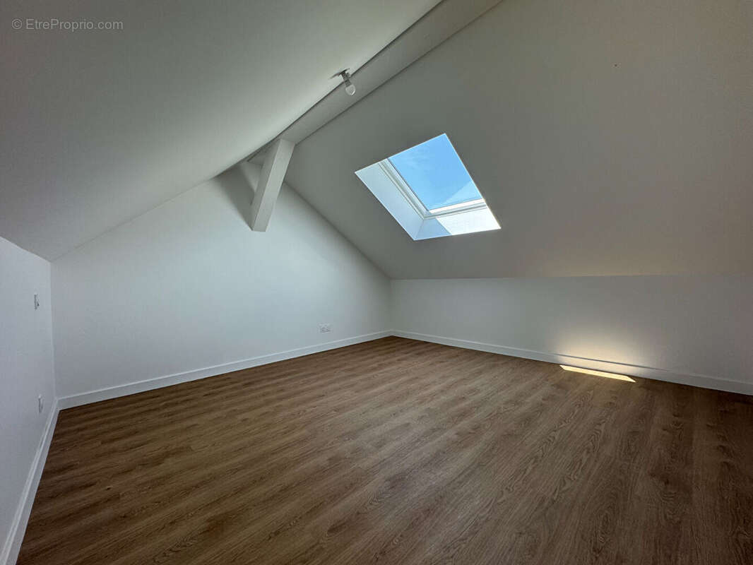 Appartement à GILLY-SUR-ISERE