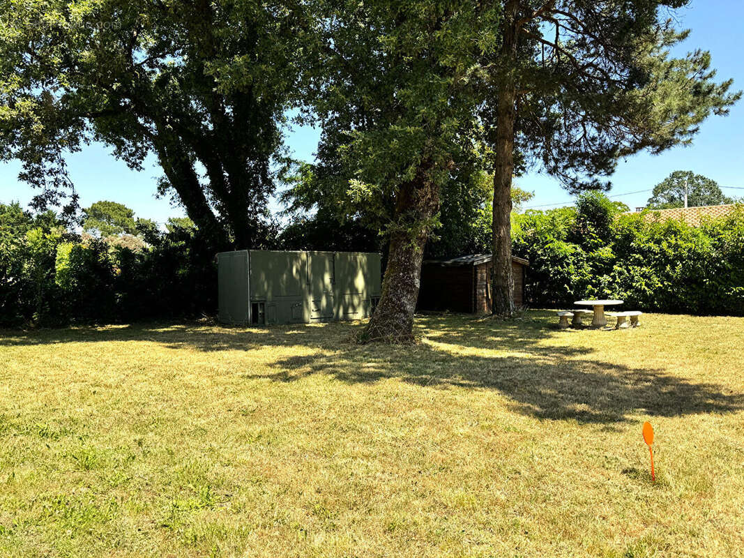 Terrain à SAINT-PALAIS-SUR-MER