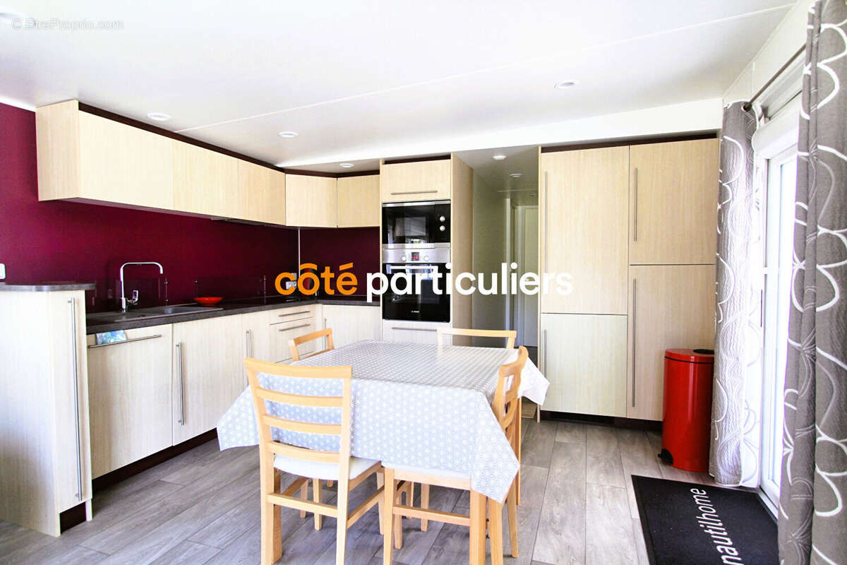 Maison à SAINT-HILAIRE-DE-RIEZ