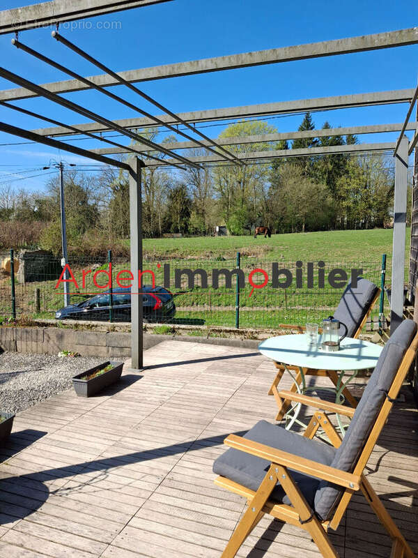 Maison à LA NEUVILLE-LES-WASIGNY