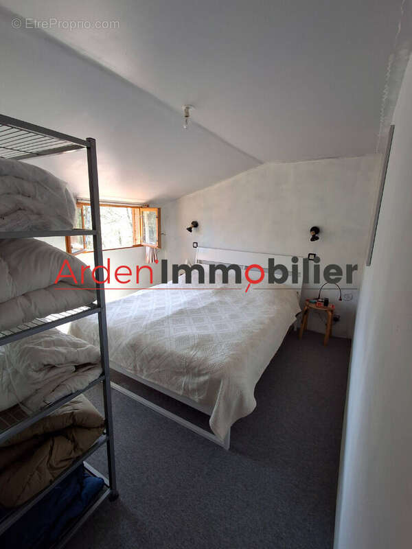 Maison à LA NEUVILLE-LES-WASIGNY