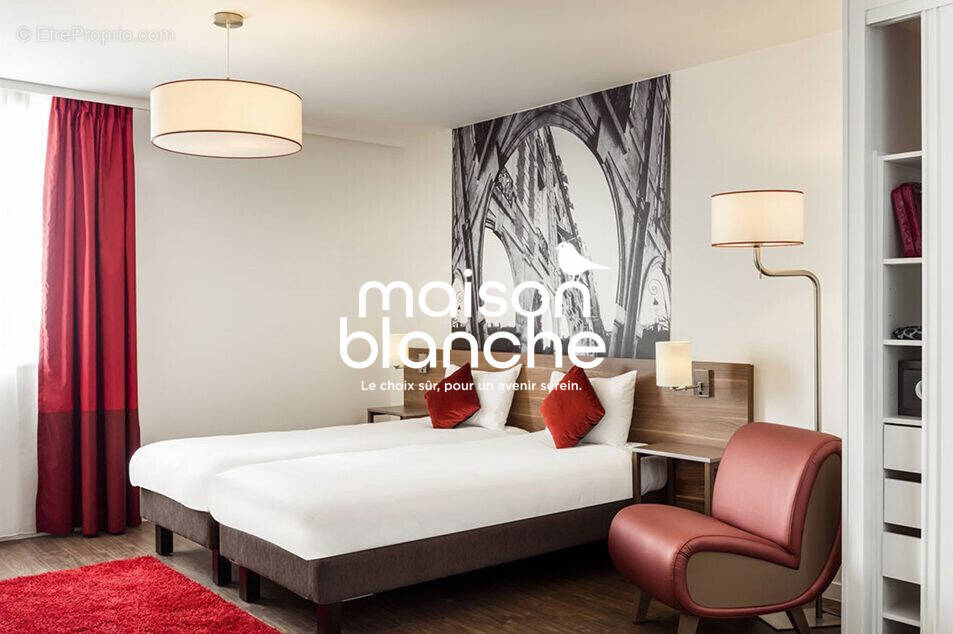 Appartement à COURBEVOIE