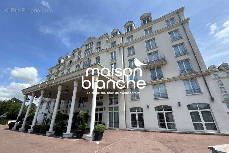 Appartement à ROISSY-EN-FRANCE