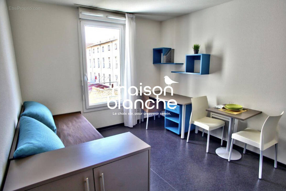 Appartement à MARSEILLE-3E