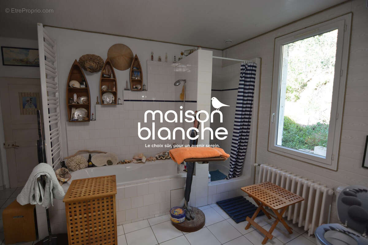 Maison à FONTEVRAUD-L&#039;ABBAYE