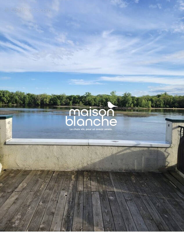 Maison à LA CHAPELLE-SUR-LOIRE