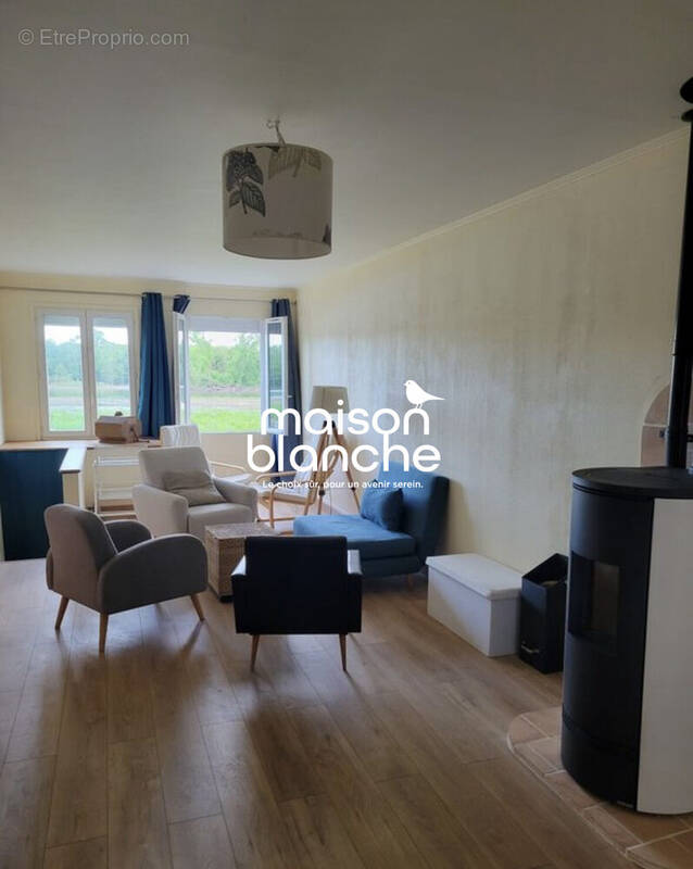 Maison à LA CHAPELLE-SUR-LOIRE