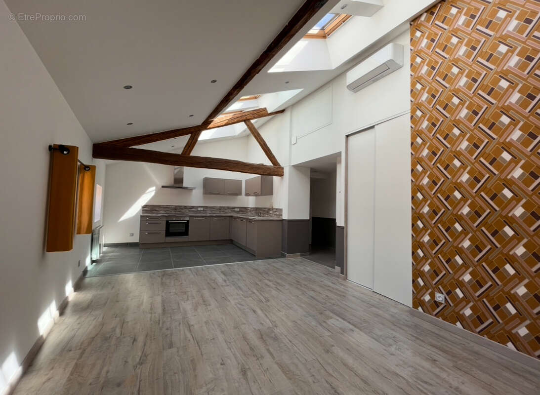 Appartement à VILLEFRANCHE-SUR-SAONE