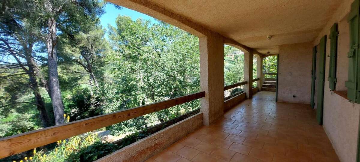 Maison à DRAGUIGNAN