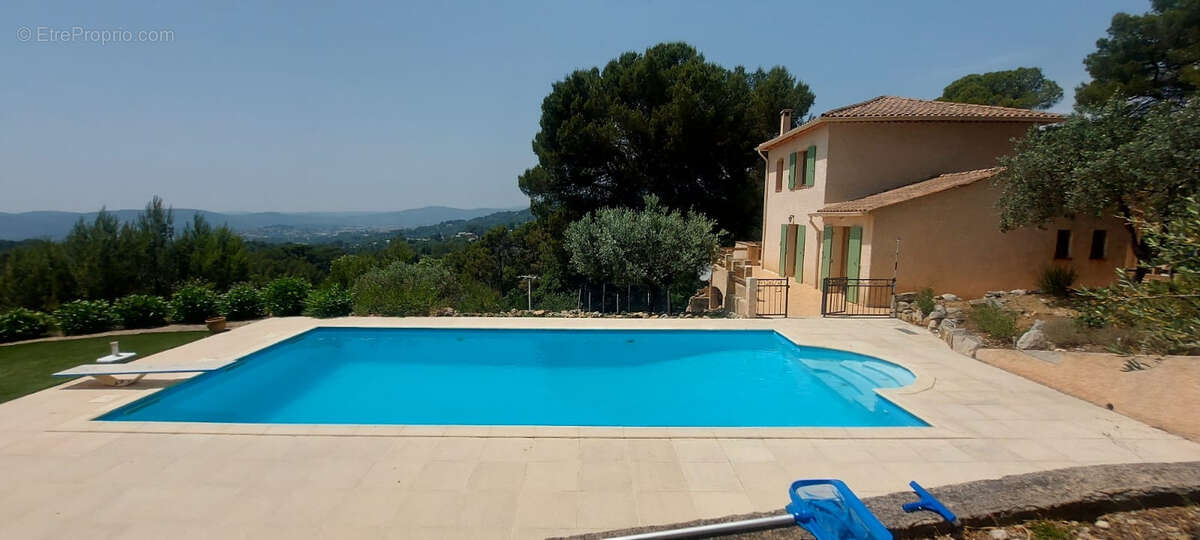 Maison à DRAGUIGNAN