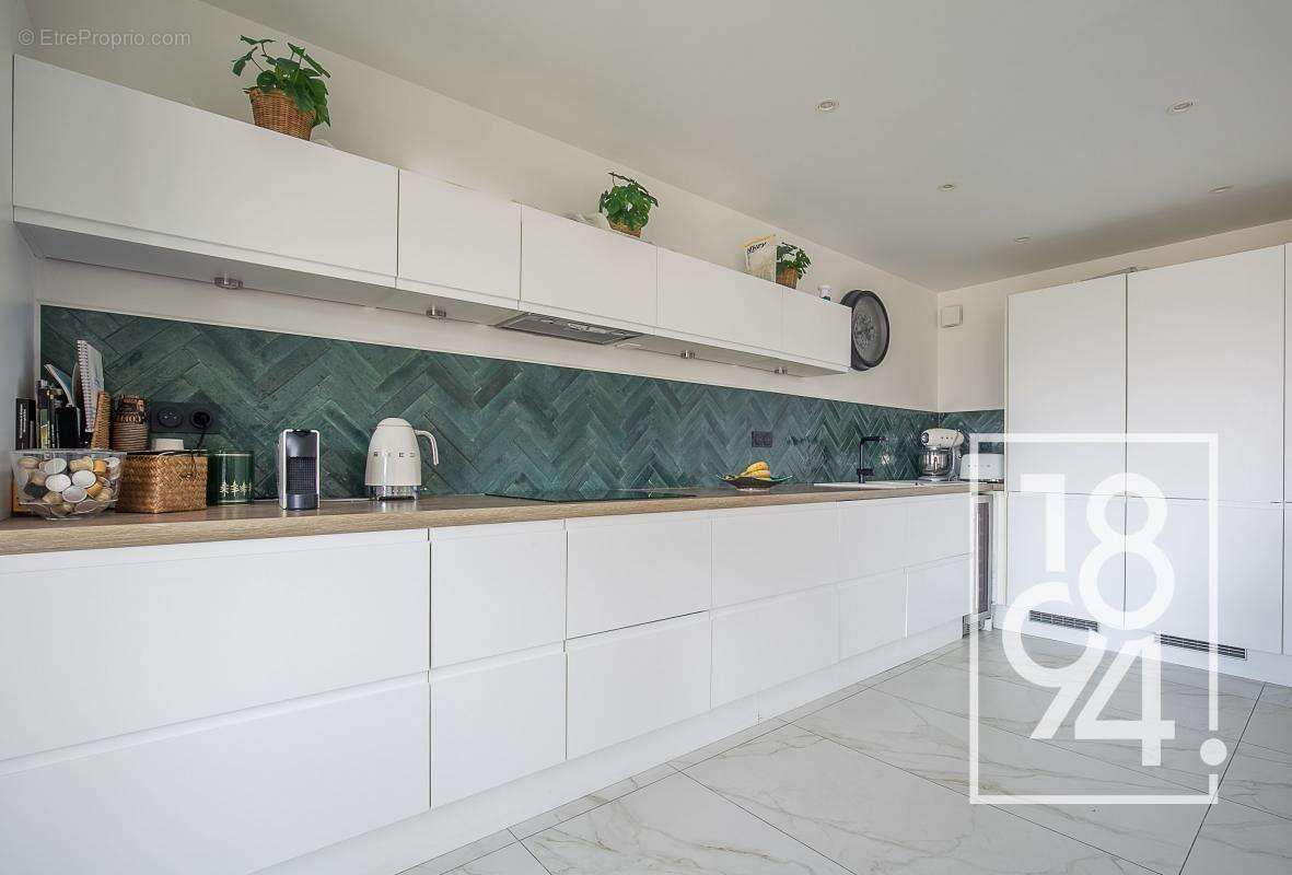 Appartement à MARSEILLE-9E