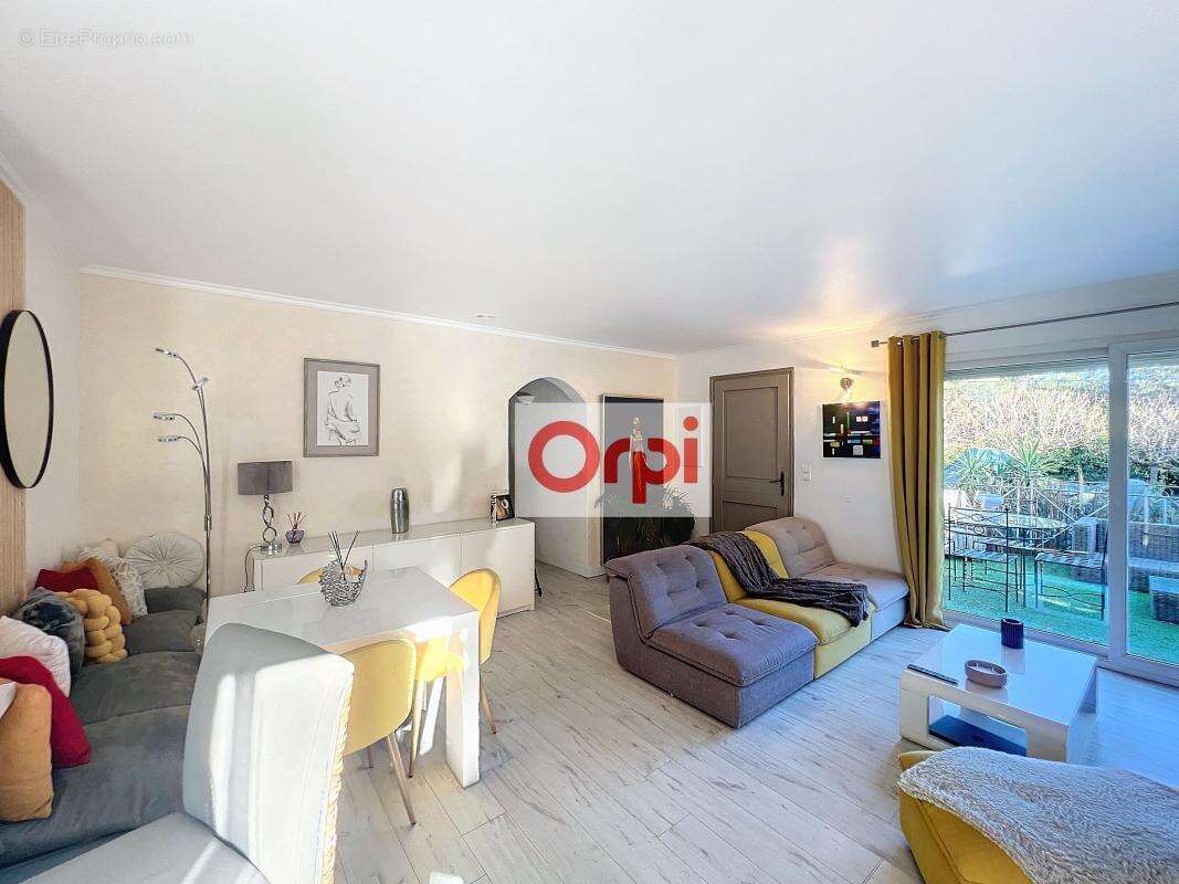 Maison à PORTO-VECCHIO