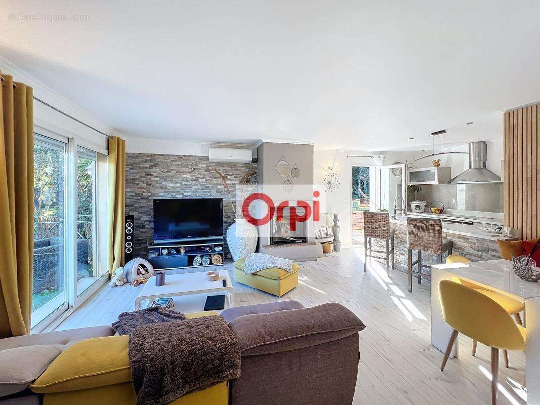 Maison à PORTO-VECCHIO