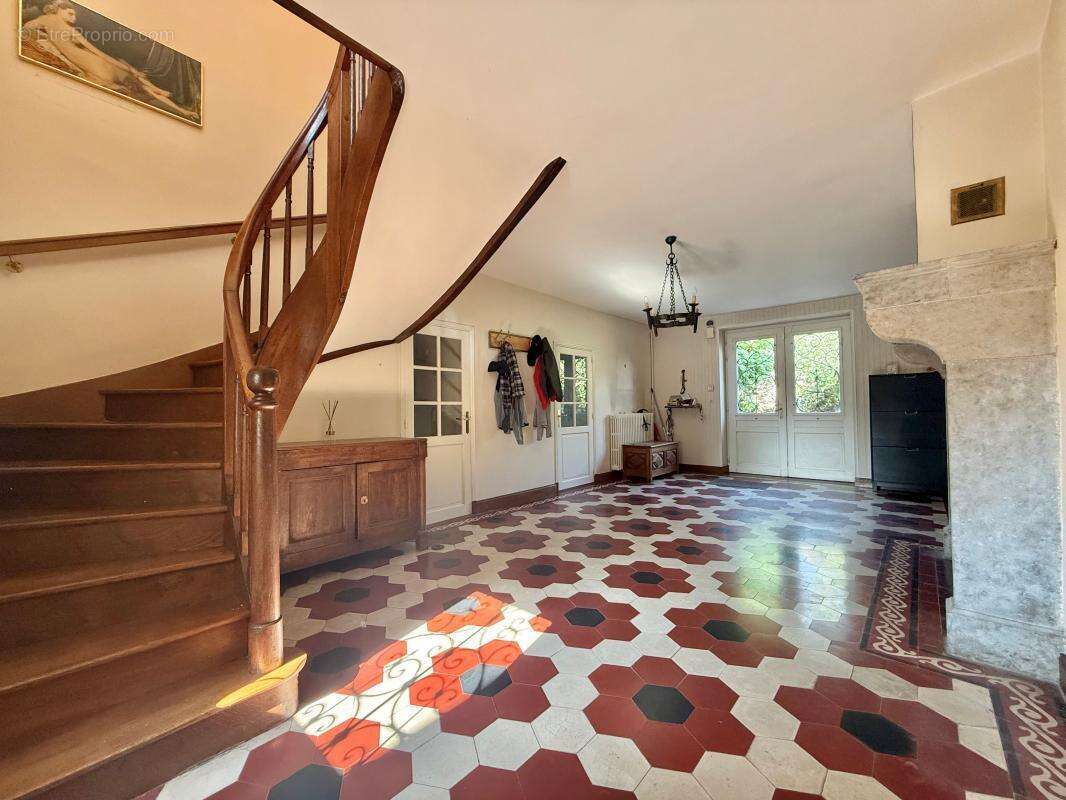 Maison à PONTAILLER-SUR-SAONE