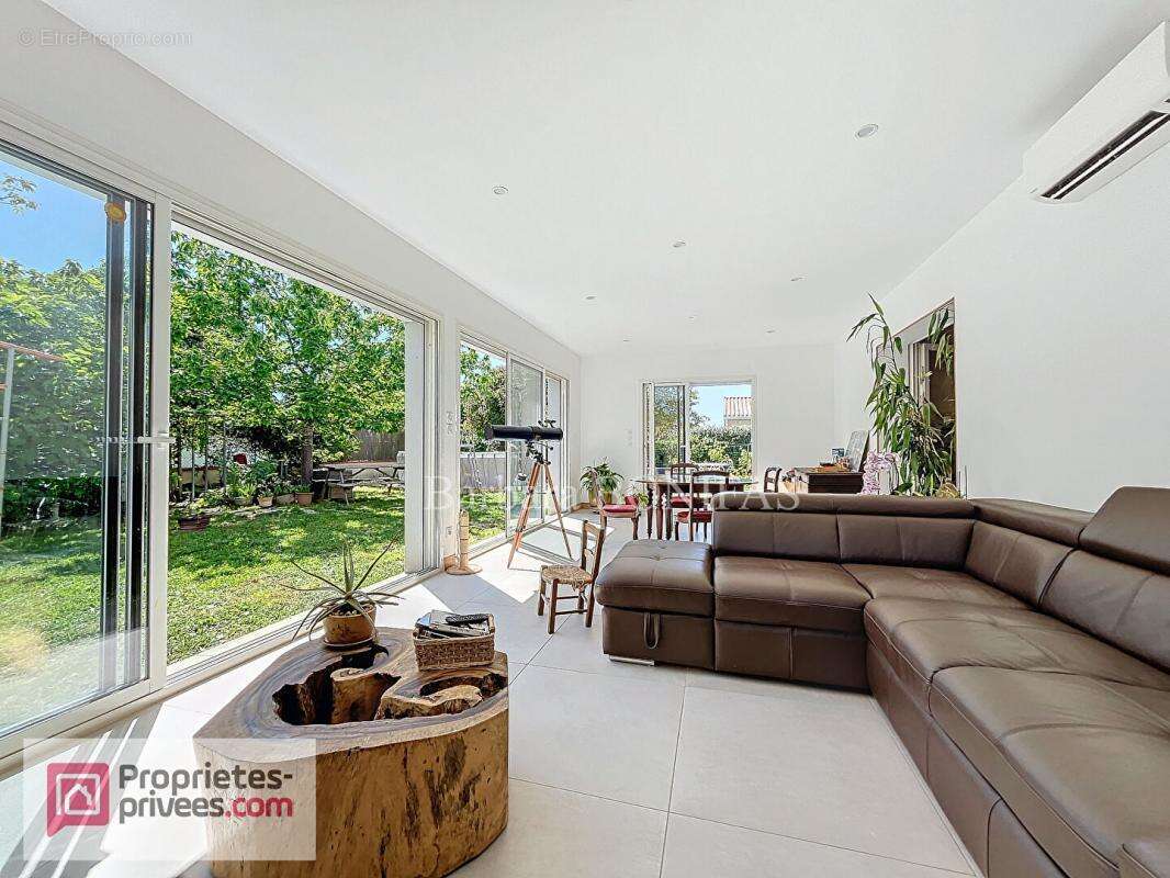 Maison à SAINT-SULPICE