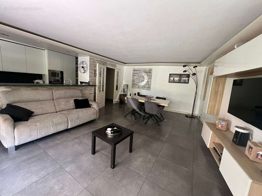 Appartement à CAGNES-SUR-MER