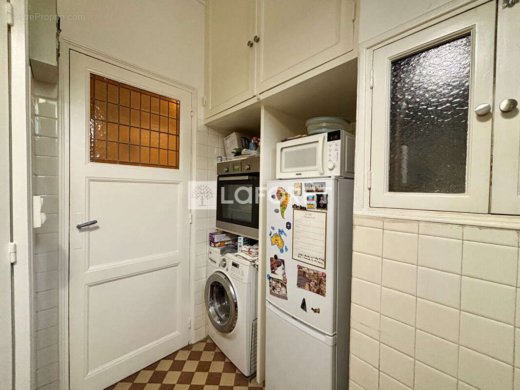 Appartement à MARSEILLE-1E