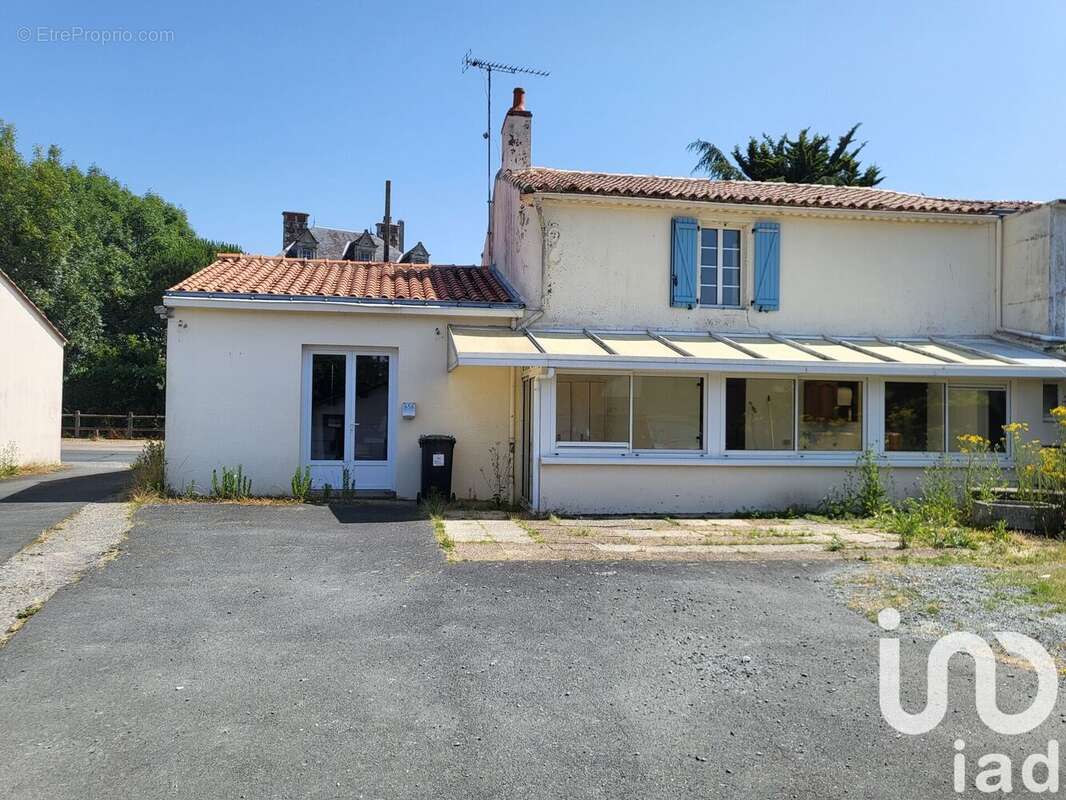 Photo 2 - Maison à NESMY