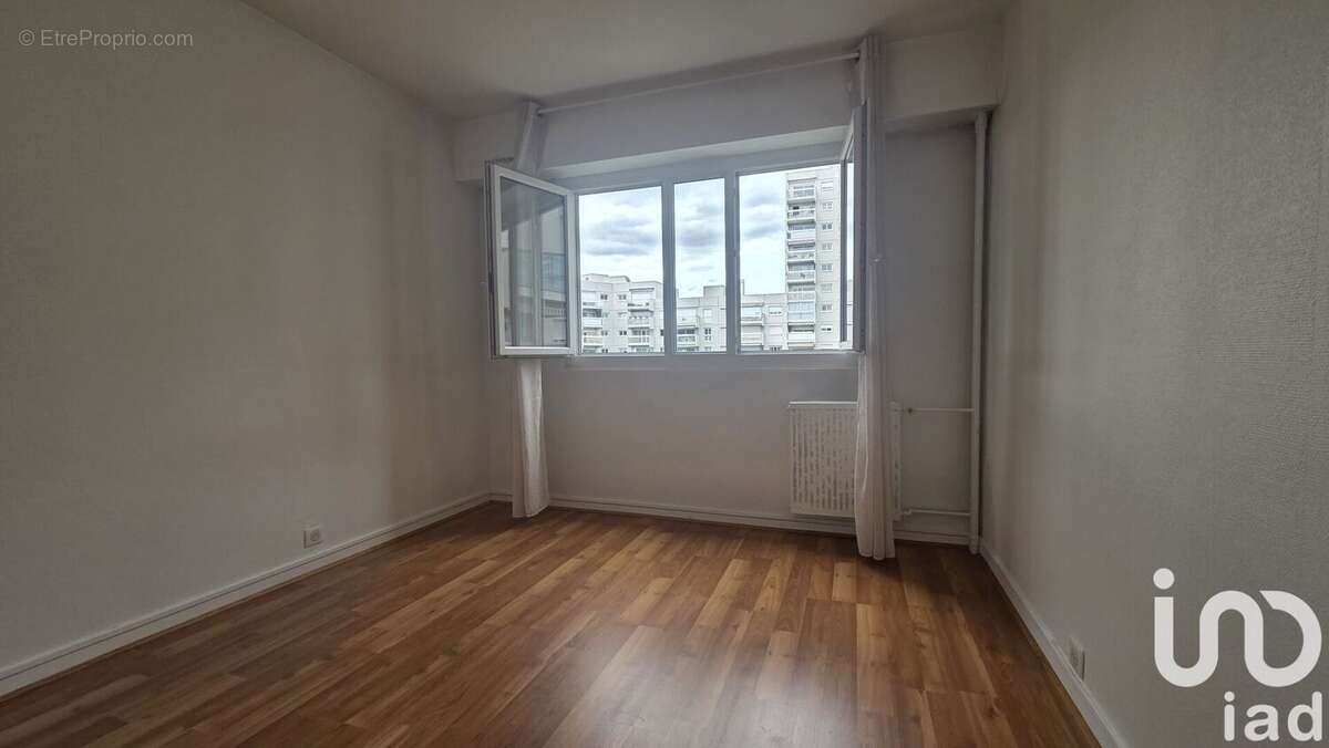 Photo 6 - Appartement à MARLY-LE-ROI