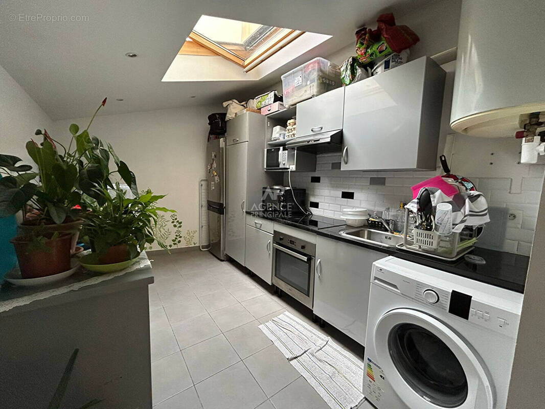 Maison à CHANTELOUP-LES-VIGNES