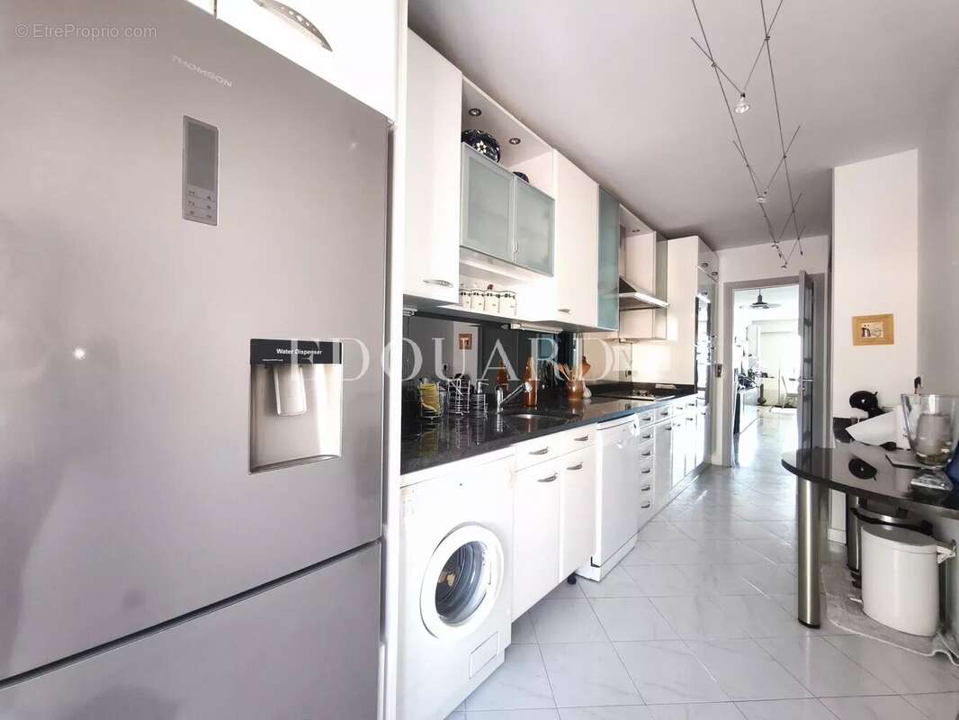 Appartement à ROQUEBRUNE-CAP-MARTIN