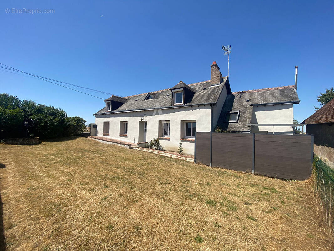 Maison à NEUVILLE-AUX-BOIS