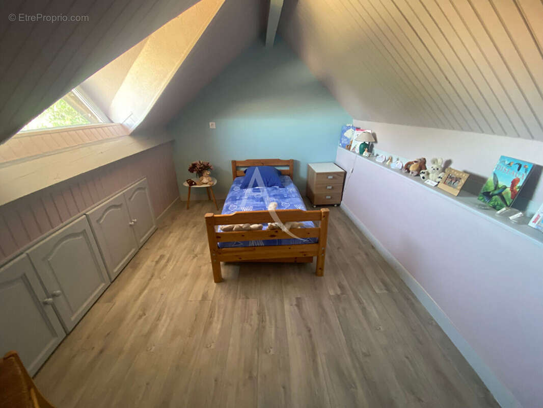 Maison à NEUVILLE-AUX-BOIS