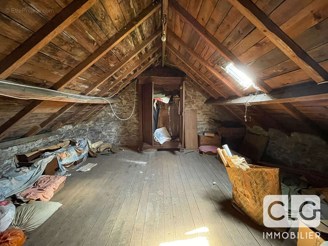 Maison à SAINT-JEAN-TROLIMON